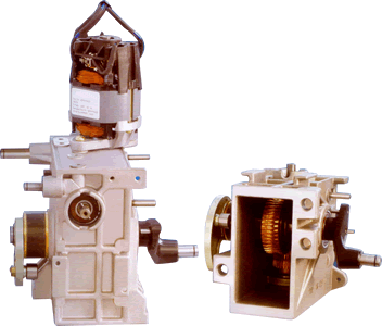 低壓斷路器機構(gòu)